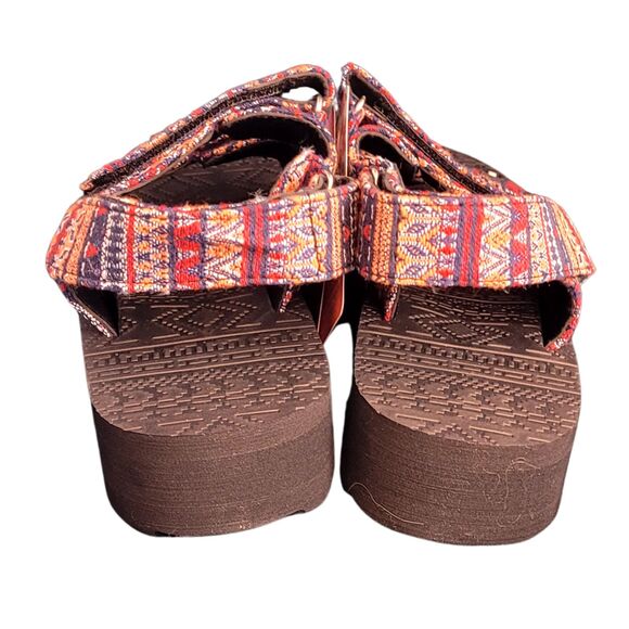 Muk Luks Navy Multi Women's 8 Lightweight Rubber Sole Southwestern Velcro Sandal - Picture 6 of 8